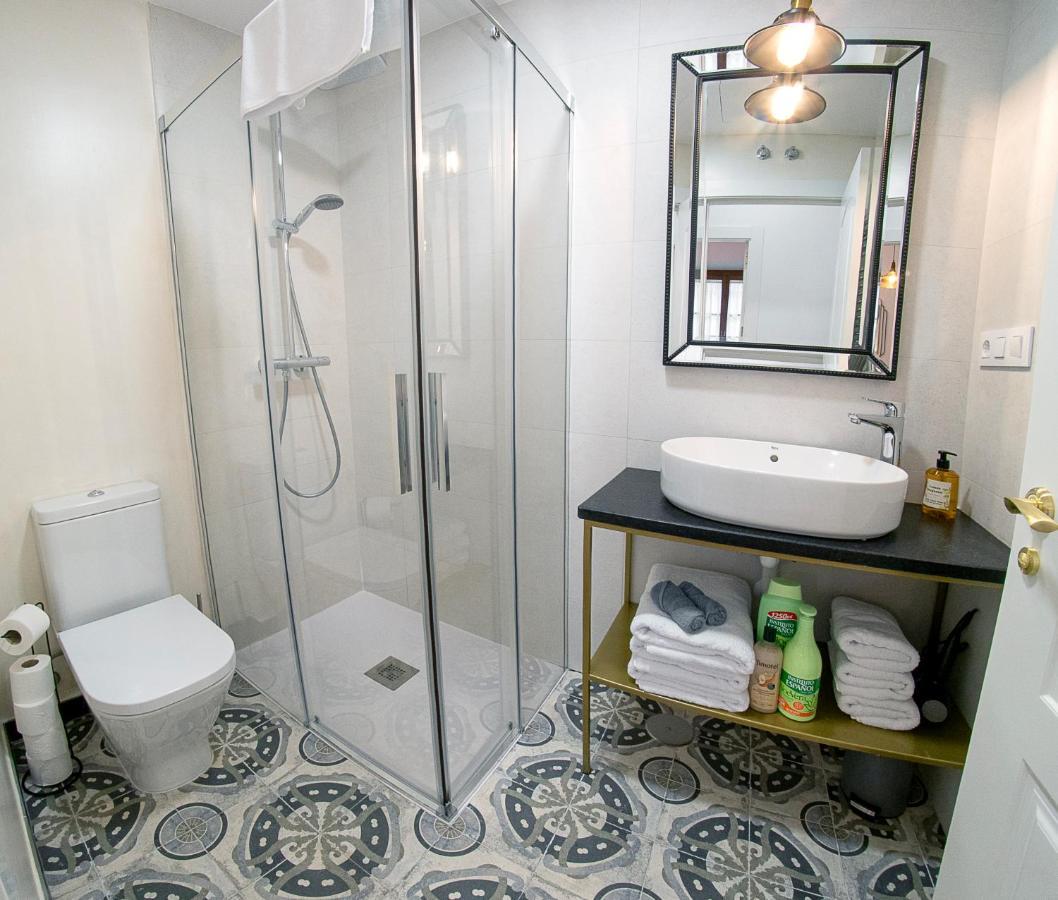 Apartamento Cervantes 5 Collection - Bisagra Delux *