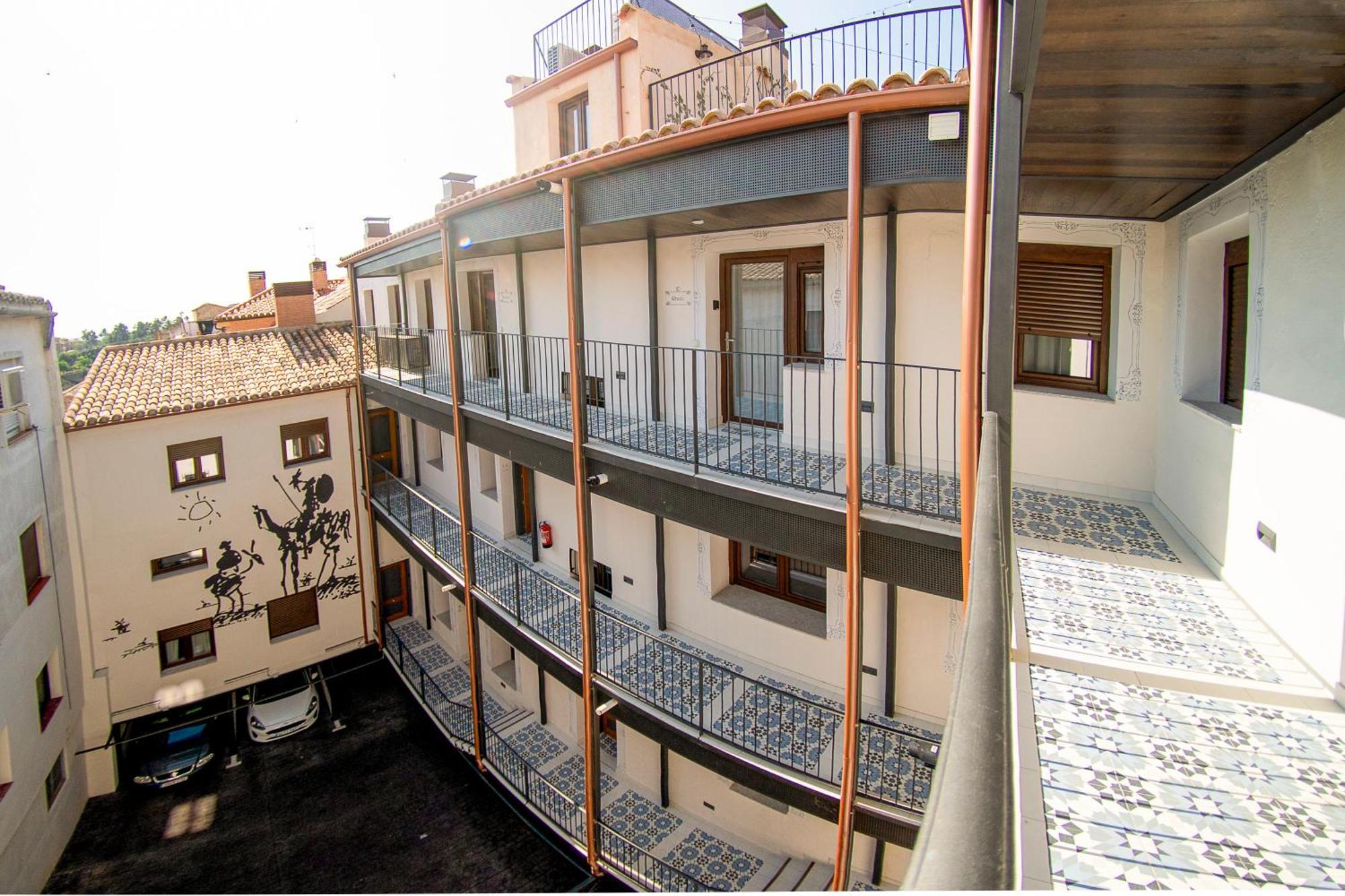 Cervantes 5 Collection - Bisagra Delux Toledo
